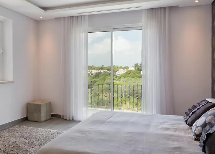 Stunning With Pool Close To The *