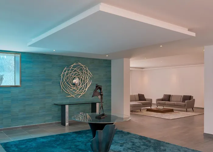 Stunning With Pool Close To The *